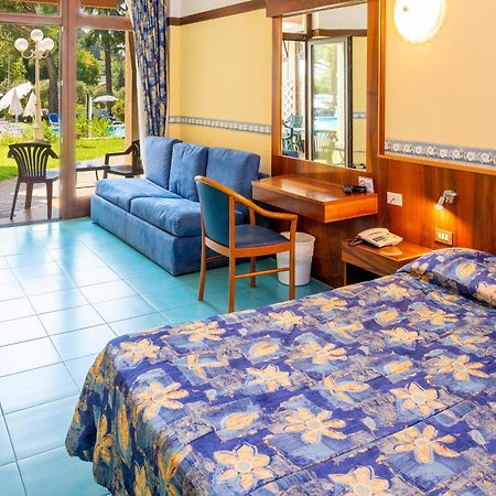 Hotel Royal Garda  Esterno foto
