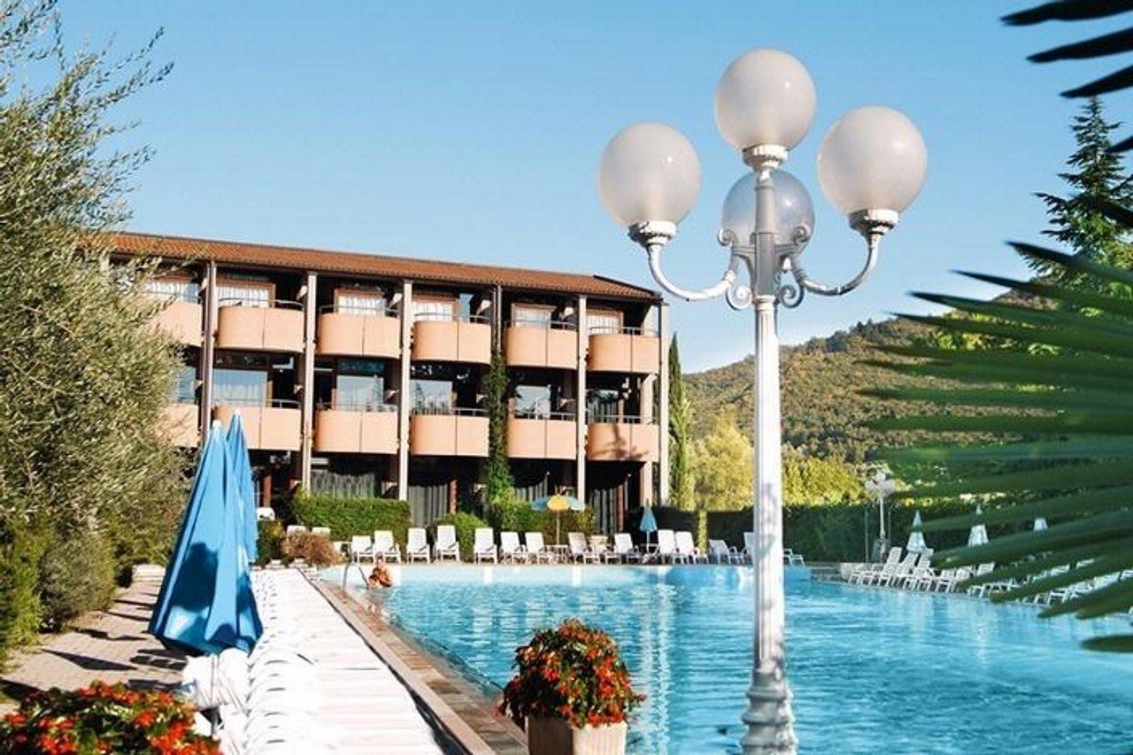 Hotel Royal Garda  Esterno foto