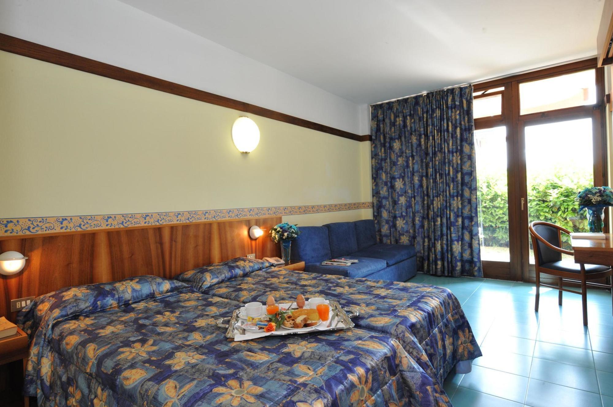 Hotel Royal Garda  Esterno foto